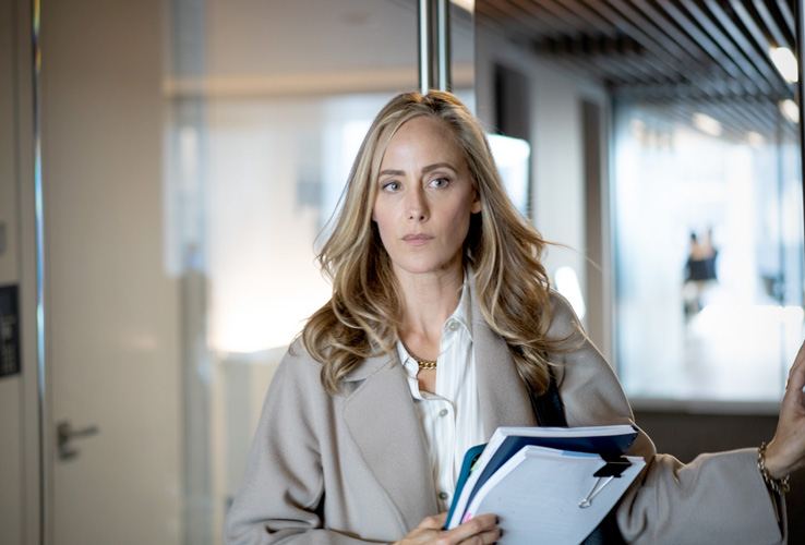 Sarah (Kim Raver)