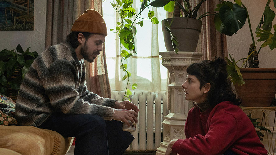 Raphaël (Jean-Carl Boucher) et Sasha (Valérie Tellos)