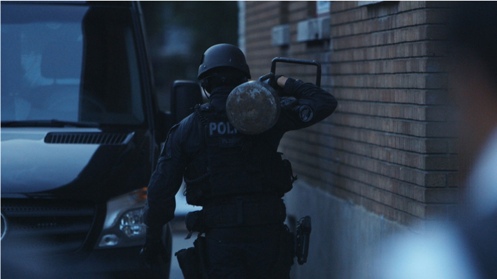 Résistance : la police face au mur