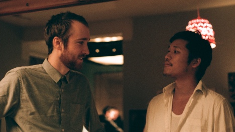 Mitchell Stafiej et Alex Zhang Hungtai sur le tournage de «A»